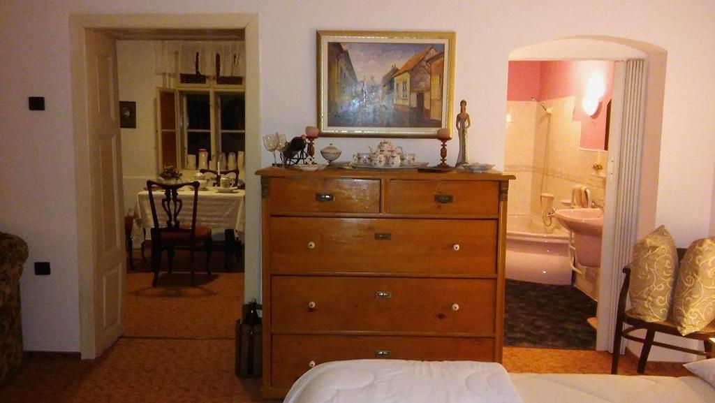 Fonagy Es Walter Vendeg- Es Borhaz Bed & Breakfast Vac Exterior photo