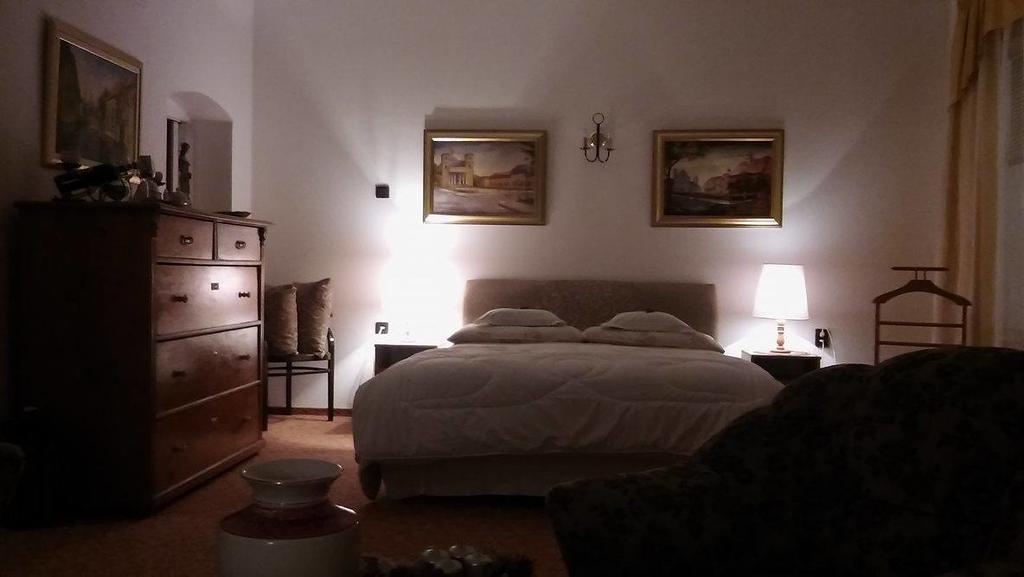 Fonagy Es Walter Vendeg- Es Borhaz Bed & Breakfast Vac Exterior photo