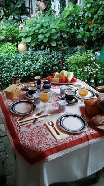 Fonagy Es Walter Vendeg- Es Borhaz Bed & Breakfast Vac Exterior photo