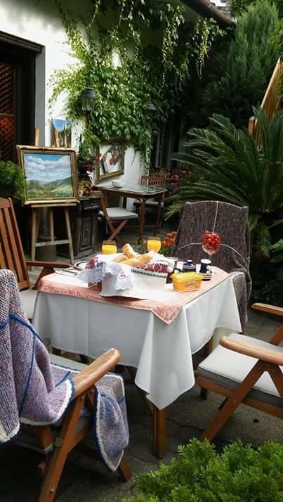 Fonagy Es Walter Vendeg- Es Borhaz Bed & Breakfast Vac Exterior photo